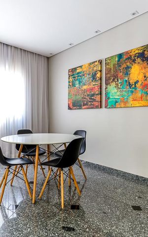 Apartamento à venda com 93m², 3 quartos e 2 vagas Apartamento à venda com 93m², 3 quartos e 2 vagasÁrea Comum - Hall Entrada