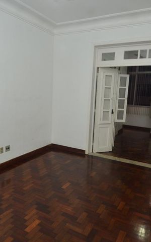 Apartamento à venda com 200m², 4 quartos e sem vagasuíte 1