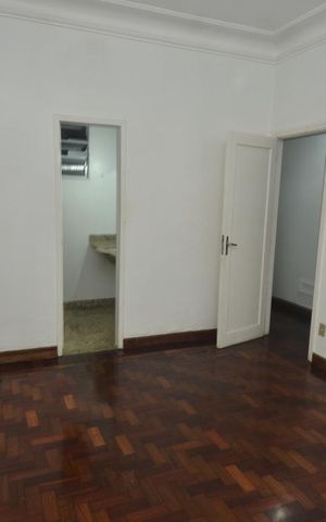 Apartamento à venda com 200m², 4 quartos e sem vagasuíte 1