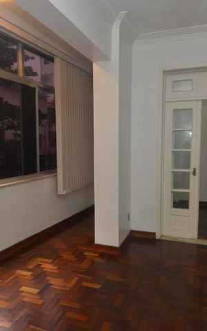 Apartamento à venda com 200m², 4 quartos e sem vagaSala