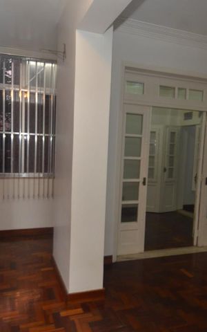 Apartamento à venda com 200m², 4 quartos e sem vagaSala