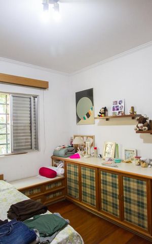 Casa à venda com 570m², 4 quartos e 4 vagasQuarto 1
