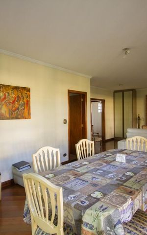 Casa à venda com 570m², 4 quartos e 4 vagasSala de Jantar