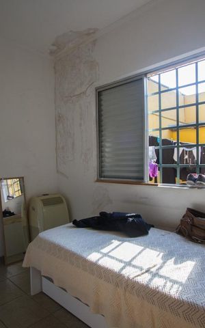 Casa à venda com 570m², 4 quartos e 4 vagasQuarto de Serviço