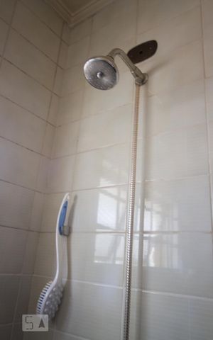 Casa à venda com 570m², 4 quartos e 4 vagasDetalhe Banheiro
