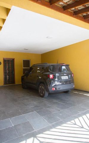 Casa à venda com 570m², 4 quartos e 4 vagasGaragem