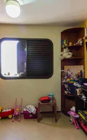 Apartamento à venda com 164m², 4 quartos e 3 vagasQuarto 3