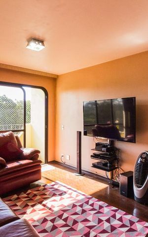 Apartamento à venda com 164m², 4 quartos e 3 vagasSala