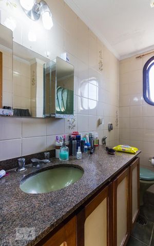 Apartamento à venda com 164m², 4 quartos e 3 vagasBanheiro