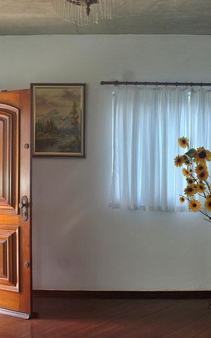 Casa à venda com 250m², 3 quartos e 3 vagasSala 1