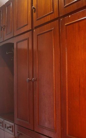 Casa à venda com 250m², 3 quartos e 3 vagasCloset