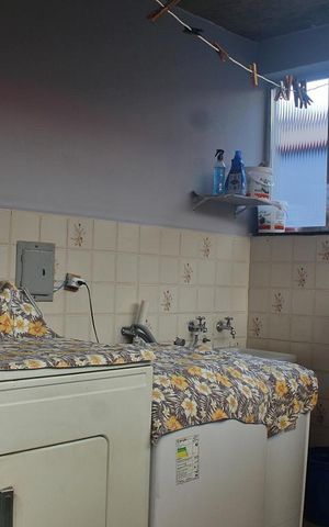 Casa à venda com 250m², 3 quartos e 3 vagasLavanderia