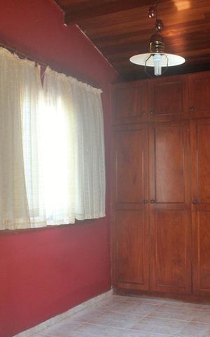 Casa à venda com 250m², 3 quartos e 3 vagasQuarto 2