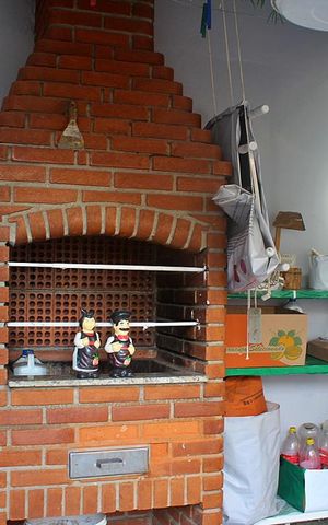 Casa à venda com 250m², 3 quartos e 3 vagasÁrea Comum - Churrasqueira