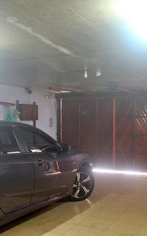 Casa à venda com 250m², 3 quartos e 3 vagasGaragem