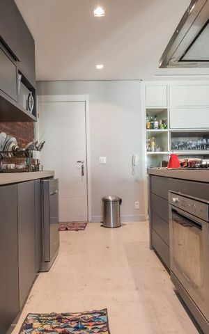 Apartamento à venda com 85m², 2 quartos e 2 vagas Apartamento à venda com 85m², 2 quartos e 2 vagasCozinha