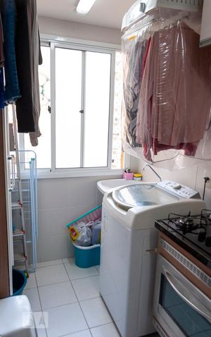 Apartamento à venda com 64m², 2 quartos e 1 vaga Apartamento à venda com 64m², 2 quartos e 1 vagaCozinha