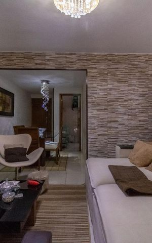 Apartamento à venda com 93m², 3 quartos e 1 vaga Apartamento à venda com 93m², 3 quartos e 1 vagaSala