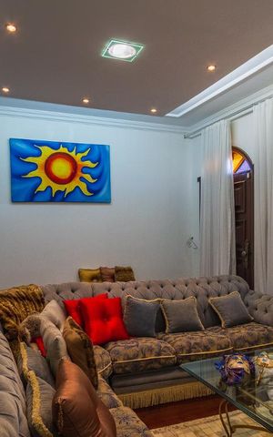 Casa à venda com 2000m², 5 quartos e 6 vagas Casa à venda com 2000m², 5 quartos e 6 vagasSala 2