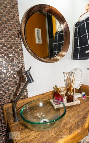Casa à venda com 290m², 3 quartos e 3 vagas Casa à venda com 290m², 3 quartos e 3 vagasLavabo