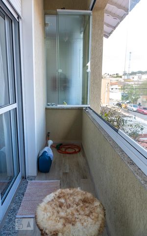 Casa à venda com 290m², 3 quartos e 3 vagas Casa à venda com 290m², 3 quartos e 3 vagasVaranda
