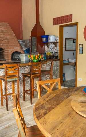 Casa à venda com 290m², 3 quartos e 3 vagas Casa à venda com 290m², 3 quartos e 3 vagasÁrea Gourmet