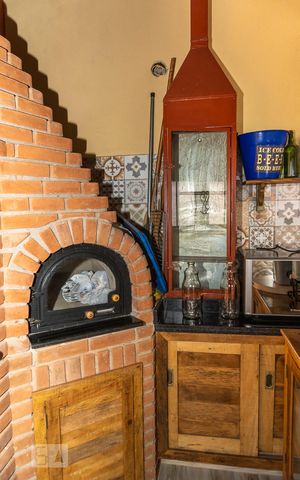 Casa à venda com 290m², 3 quartos e 3 vagas Casa à venda com 290m², 3 quartos e 3 vagasÁrea Gourmet