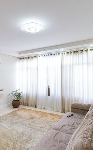 Casa para alugar com 500m², 4 quartos e 6 vagas Casa para alugar com 500m², 4 quartos e 6 vagasSala 1