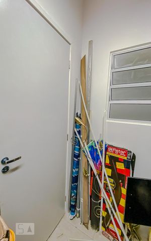 Casa à venda com 236m², 3 quartos e 9 vagasQuarto de Serviço