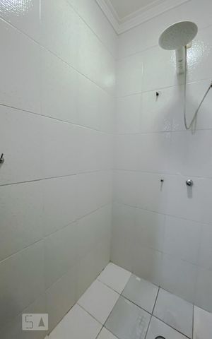 Casa à venda com 236m², 3 quartos e 9 vagasBanheiro da Suite 2