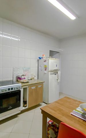 Casa à venda com 236m², 3 quartos e 9 vagasCozinha