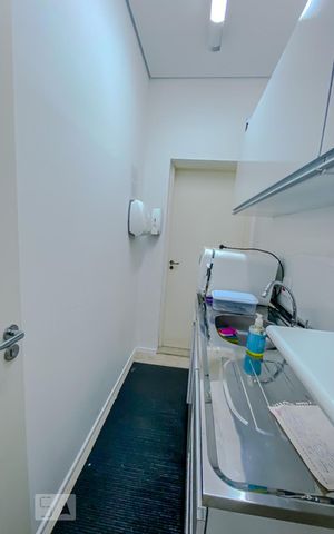 Casa à venda com 236m², 3 quartos e 9 vagasArea Comun
