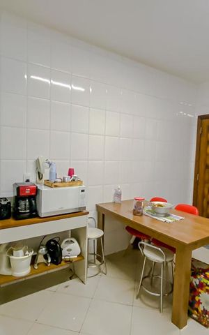 Casa à venda com 236m², 3 quartos e 9 vagasCozinha