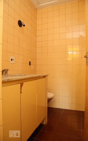 Casa à venda com 132m², 3 quartos e 1 vagaBanheiro da Suíte