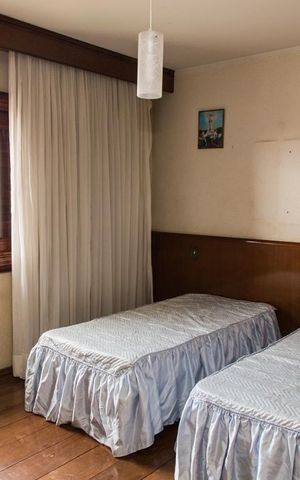 Apartamento à venda com 380m², 4 quartos e 4 vagas Apartamento à venda com 380m², 4 quartos e 4 vagasSuíte 1