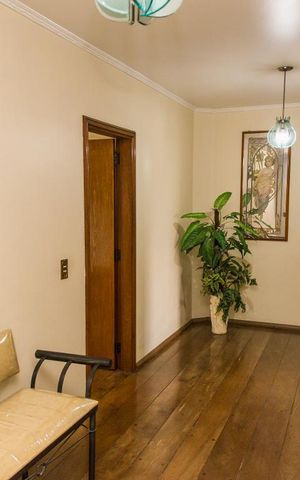 Apartamento à venda com 380m², 4 quartos e 4 vagas Apartamento à venda com 380m², 4 quartos e 4 vagasHall