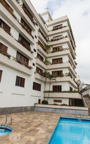 Apartamento à venda com 380m², 4 quartos e 4 vagas Apartamento à venda com 380m², 4 quartos e 4 vagasFachada