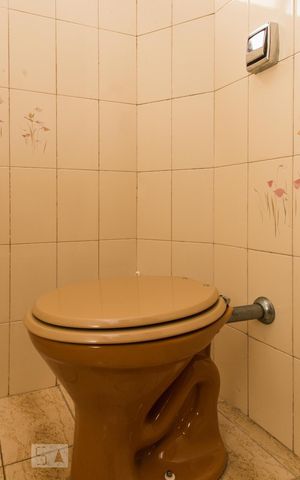 Apartamento à venda com 380m², 4 quartos e 4 vagas Apartamento à venda com 380m², 4 quartos e 4 vagasQuarto de Serviço 2 - Banheiro