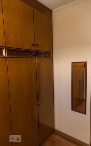 Apartamento à venda com 380m², 4 quartos e 4 vagas Apartamento à venda com 380m², 4 quartos e 4 vagasCloset da Suíte 2