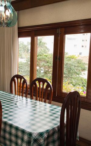 Apartamento à venda com 380m², 4 quartos e 4 vagas Apartamento à venda com 380m², 4 quartos e 4 vagasCopa