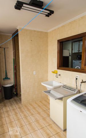 Apartamento à venda com 380m², 4 quartos e 4 vagas Apartamento à venda com 380m², 4 quartos e 4 vagasÁrea de Serviço