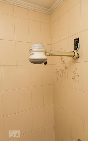 Apartamento à venda com 380m², 4 quartos e 4 vagas Apartamento à venda com 380m², 4 quartos e 4 vagasQuarto de Serviço 1 - Banheiro