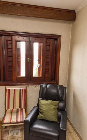 Apartamento à venda com 380m², 4 quartos e 4 vagas Apartamento à venda com 380m², 4 quartos e 4 vagasQuarto de Serviço 2