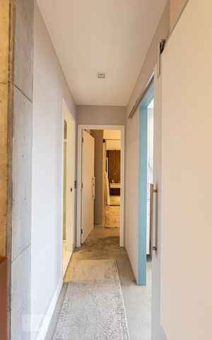 Apartamento à venda com 70m², 2 quartos e 1 vaga Apartamento à venda com 70m², 2 quartos e 1 vagaCorredor