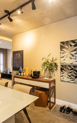 Apartamento à venda com 70m², 2 quartos e 1 vaga Apartamento à venda com 70m², 2 quartos e 1 vagaSala