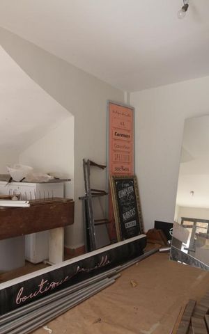 Casa à venda com 380m², 4 quartos e 3 vagasSala (quarto de serviço)
