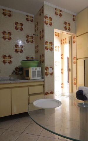 Casa à venda com 380m², 4 quartos e 3 vagasCopa