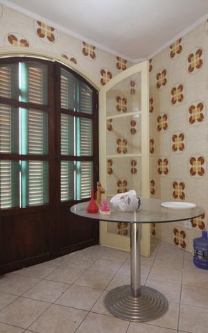 Casa à venda com 380m², 4 quartos e 3 vagasCopa