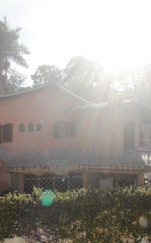 Casa à venda com 380m², 4 quartos e 3 vagasVista da suíte