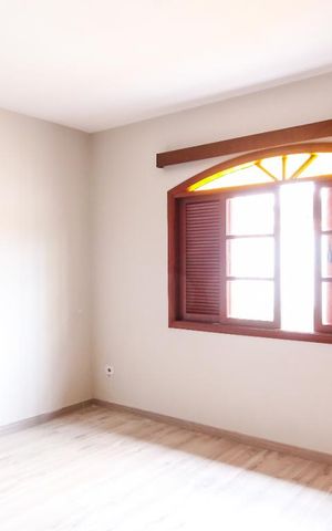 Casa para alugar com 379m², 4 quartos e 3 vagasQuarto 1